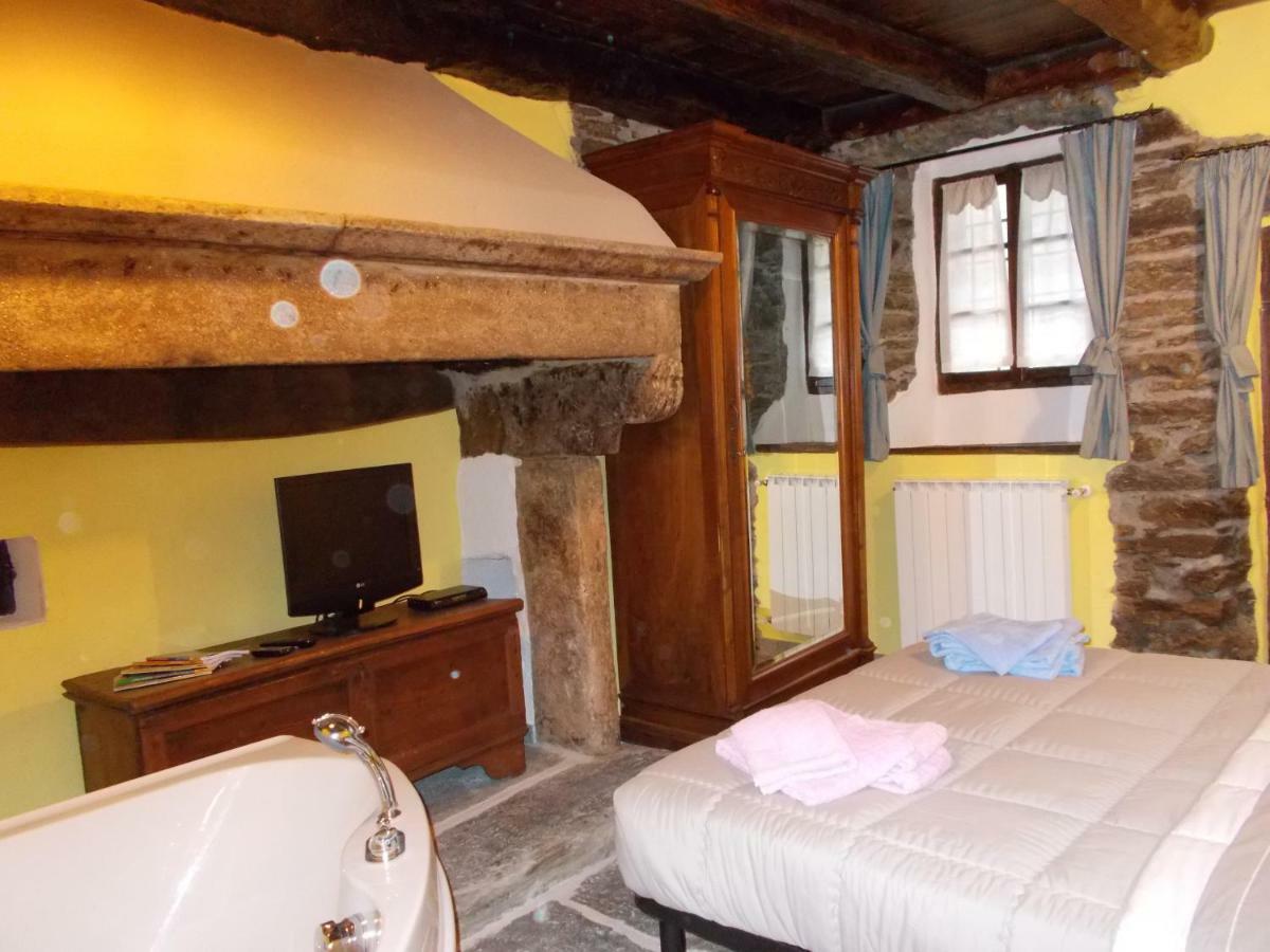 Il Borgo Di Monica Villa Domodossola Dış mekan fotoğraf